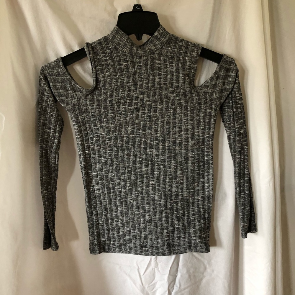 Thin gray long sleeve shirt w/ shoulders cut out.